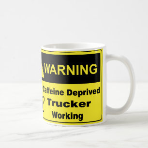 Koffein-warnender Fernlastfahrer Kaffeetasse