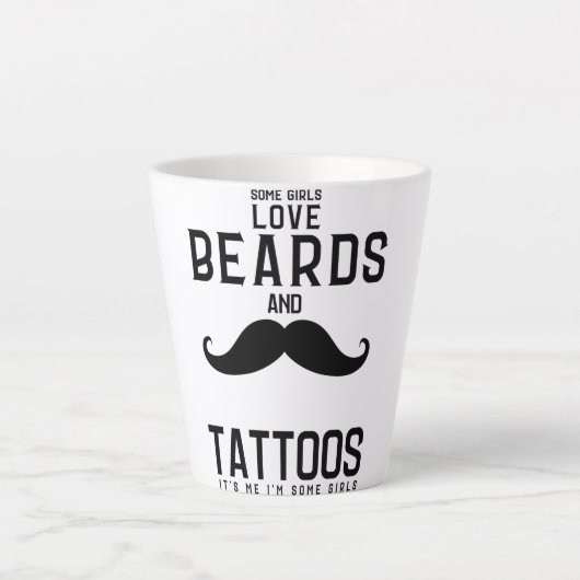 Kofronvaghyi Milchtasse (Vorderseite)