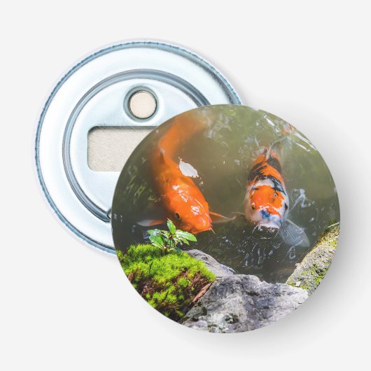 Koi-Fisch in einem Teich Flaschenöffner (Vorderseite)