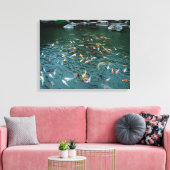 Koi in einem Teich Leinwanddruck (Insitu (Wohnzimmer))