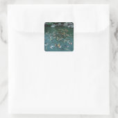 Koi in einem Teich Quadratischer Aufkleber (Tasche)