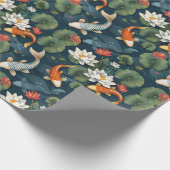 Koi Pond and Lotus Flowers Pattern, Elegant Nature Geschenkpapier (Ecke)