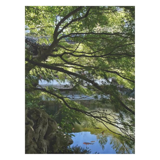 Koi Pond in Chinese Garden Tischdecke (Vorderseite)