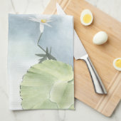 Koi-Teich-Reflektion mit Fisch und Lilien Handtuch (Viertel Falte)