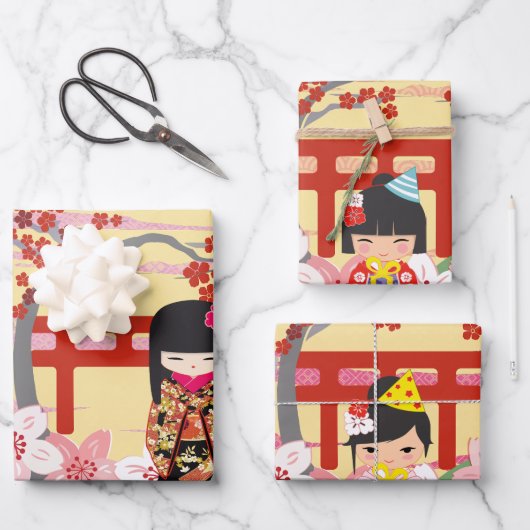 Kokeshi Doll Birthday Geschenkpapier Set (Vorderseite)