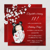 Kokeshi Doll Red White | Geburtstag eines Mädchens Einladung (Vorne/Hinten)