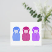 Kokeshi Doll Trio Postkarte (Stehend Vorderseite)