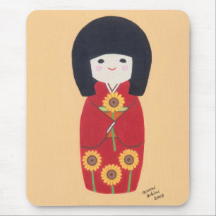 Kokeshi Puppe mit Sonnenblume Mousepad