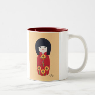 Kokeshi Puppe mit Sonnenblume Zweifarbige Tasse