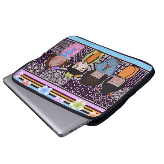 Kokeshi Puppen Laptopschutzhülle (Vorne Knopf)