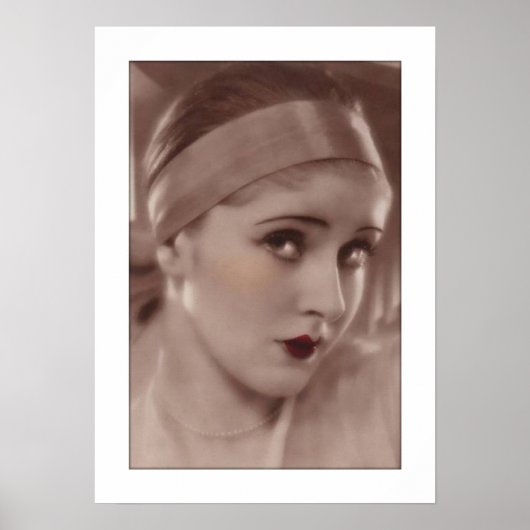 kokette Deco-Frau mit Stirnband Poster (Vorne)