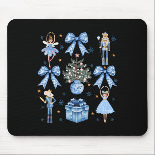 Kokette Nussknacker-Weihnachtsfrau mit blauem Band Mousepad