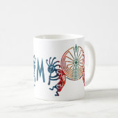 KOKOPELLI/MANN IM LABYRINTH + Ihr Monogramm Kaffeetasse (VorderseiteRechts)