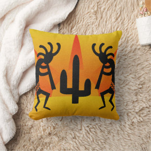 Kokopelli mit Kaktus im Sonnenuntergang Kissen