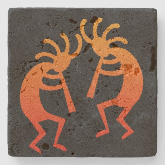 Kokopelli Rustic Southwestern Design Travertine Steinuntersetzer (Vorderseite)