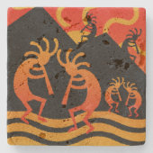 Kokopelli Southwest Sunset Rustic Travertine Steinuntersetzer (Vorderseite)