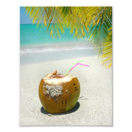 Kokospalme am tropischen Strand mit Blätter aus Pa Fotodruck (Vorne)