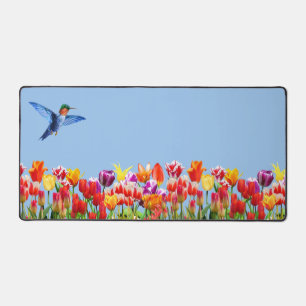 Kolibri und farbenfrohe Tulpenblüten Schreibtischunterlage