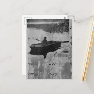 Kollage mit gemischten Medien Ein altes Boot Schwa Postkarte