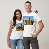 Koloss von Ramesses II: stehende Statue von T-Shirt (Unisex)
