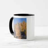Kolossale Kopfstatuen von Göttern, die die Tasse (Vorderseite Links)