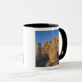 Kolossale Kopfstatuen von Göttern, die die Tasse (VorderseiteRechts)