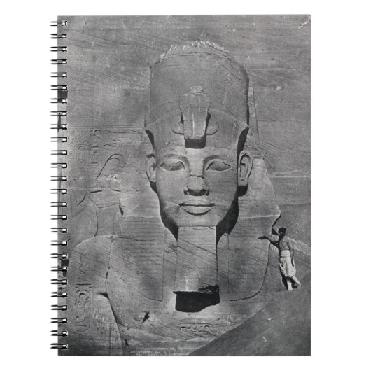 Kolossale Statue von Ramesses II bei Abu Simbel, Notizblock (Vorderseite)