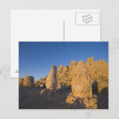 Kolossalkopfstatuen der Götter, die die 2 bewachen Postkarte (Vorne/Hinten)