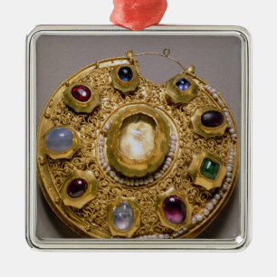 Kolt Medaillon, GoldSet mit Perlen und Ornament Aus Metall