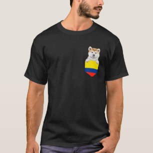 Kolumbien-Flagge Akita Hund in Pocket T-Shirt