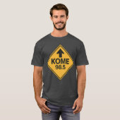 KOME 98,5 FM Road Sign Retro T - Shirt - Gelbe Dia (Vorne ganz)