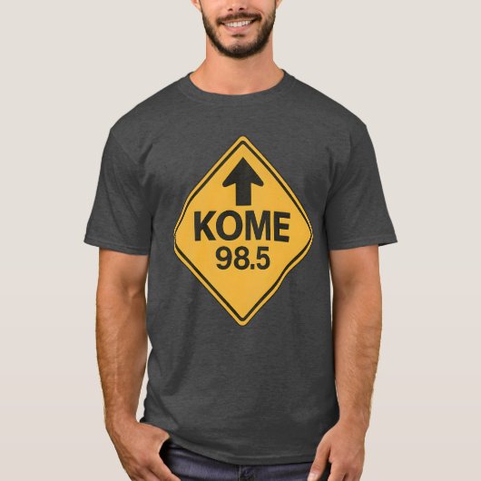 KOME 98,5 FM Road Sign Retro T - Shirt - Gelbe Dia (Vorderseite)
