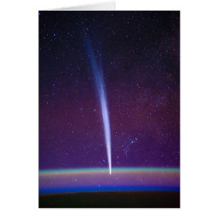 Komet Lovejoy am Horizont der Erde
