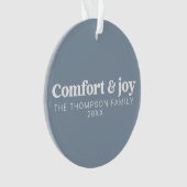 Komfort & Freude Moderner Minimal Dusty Blauer Wei Ornament (Vorderseite)