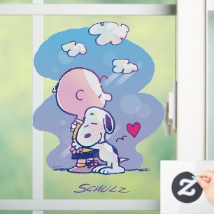 Komfort und Sicherheit   Charlie & Snoopy Hug Fensteraufkleber
