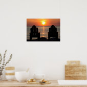 Komm und sieh dir den Sonnenuntergang an Poster (Küche)