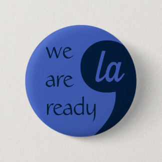 Komma-LA für Kamala Harris Button