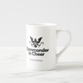 "Kommandant im Beifall" Knochen-China-Tasse Porzellantasse (Rechts)