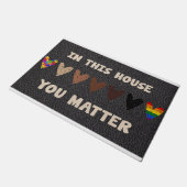 Kommen Sie in dieses Haus, Sie sind hier. Fußmatte (Schrägansicht)