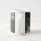 Kommendes Zuhause Jumbo-Tasse (Rückseite)