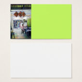 Kommt dieser Drache mit Trainingsrädern? (Vorne & Hinten)