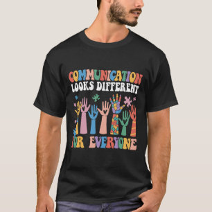 Kommunikation sieht für jeden Menschen mit Autismu T-Shirt