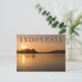 Komodo-Insel bei Sonnenuntergang Postkarte (Stehend Vorderseite)
