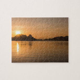 Komodo-Insel bei Sonnenuntergang Puzzle