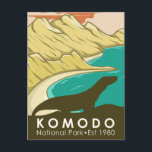 Komodo Nationalpark Indonesien Vintag Postkarte<br><div class="desc">Komodo Vektorgrafik Design. Der Nationalpark ist ein Nationalpark in Indonesien,  der sich auf den kleineren Sunda-Inseln im Grenzgebiet zwischen den Provinzen Ost-Nusa-Tenggara und West-Nusa-Tenggara befindet.</div>
