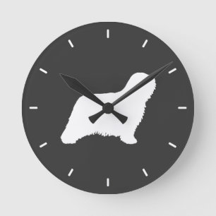 Komondor-Silhouette Runde Wanduhr