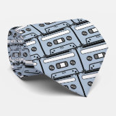 KOMPAKTE KASSETTE 2 KRAWATTE (Gerollt)