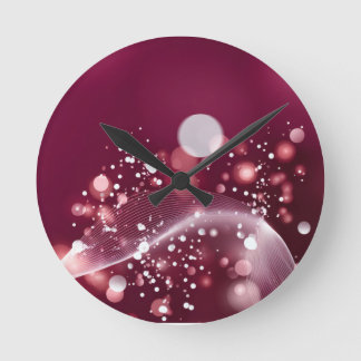 kompakter Spiegel Elegantes Rosa- und Weißdesign Runde Wanduhr