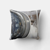 Kompas dat de richting geeft aan een avontuur. kissen (Rückseite)