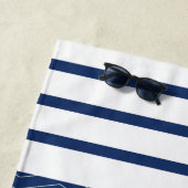 Kompass auf Blau mit weißen Streifen Strandtuch (Beispiel)